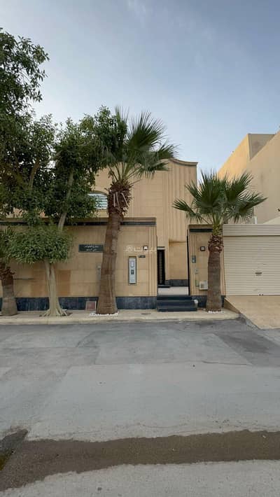 8 Bedroom Villa for Sale in North Riyadh, Riyadh - Luxury villa in Al-Rabi neighborhood