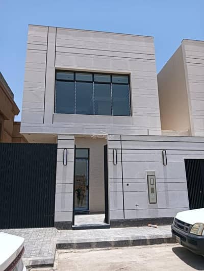 7 Bedroom Villa for Sale in East Riyadh, Riyadh - Duplex villa in King Faisal