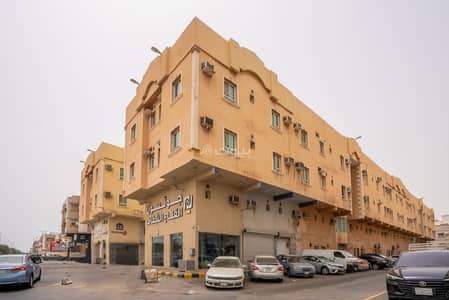 معرض  للايجار في شمال جدة، جدة - معرض 160 م للإيجار ب 150 الف ريال في شارع بني مالك حي بني مالك، جدة