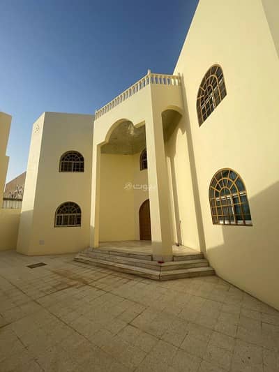 11 Bedroom Villa for Sale in South Riyadh, Riyadh - Villa for sale in Riyadh, Badr neighborhood