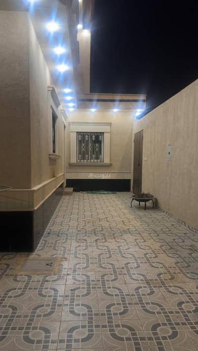 10 Bedroom Villa for Sale in East Riyadh, Riyadh - Villa for Sale in Al Rimal, East Riyadh