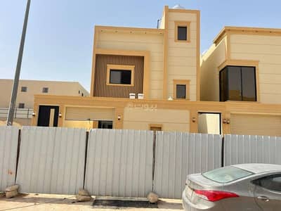 دور 5 غرف نوم للبيع في جنوب الرياض، الرياض - للبيع ادوار ارضيه وعلويه