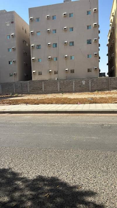 Land for Sale in North Jeddah, Jeddah - Residential land for sale in a building area on 32 Street in Al Rayan, Jeddah.