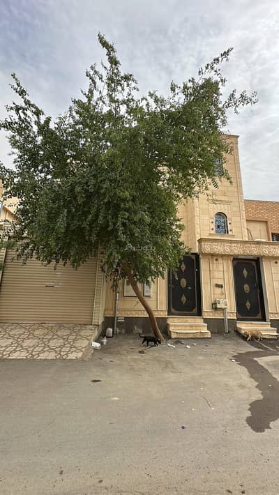 8 Bedroom Villa for Sale in West Riyadh, Riyadh - Villa for sale in Dirab, Riyadh
