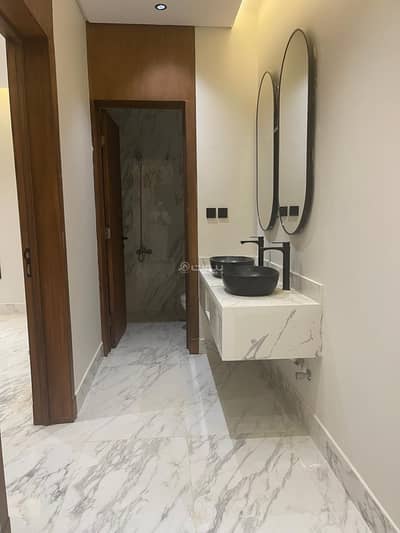 دور 4 غرف نوم للايجار في جنوب الرياض، الرياض - 4 Bedrooms Floor For Rent in Badr, Riyadh