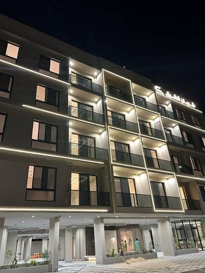 5 Bedroom Flat for Sale in Al Hamra, Al Khobar - Apartment for sale in Al-Hamra, Khobar