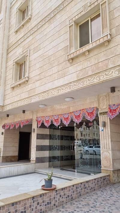 دور 5 غرف نوم للايجار في شمال جدة، جدة - للإيجار دور بحي الريان بدون سطح