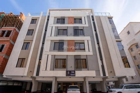 4 Bedroom Apartment for Sale in North Jeddah, Jeddah - 4-room apartment in Al Rawdah neighborhood for sale with two entrances, immediate delivery.