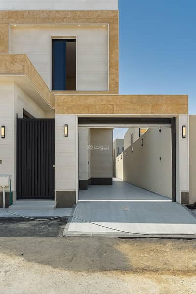 5 Bedroom Floor for Sale in East Riyadh, Riyadh - Floor in East Riyadh，Al Janadriyah 5 bedrooms 950000 SAR - 87685125