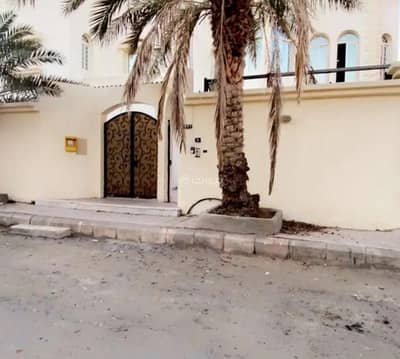 10 Bedroom Villa for Sale in North Jeddah, Jeddah - Villa with 10 bedrooms for sale in Al-Nuaim