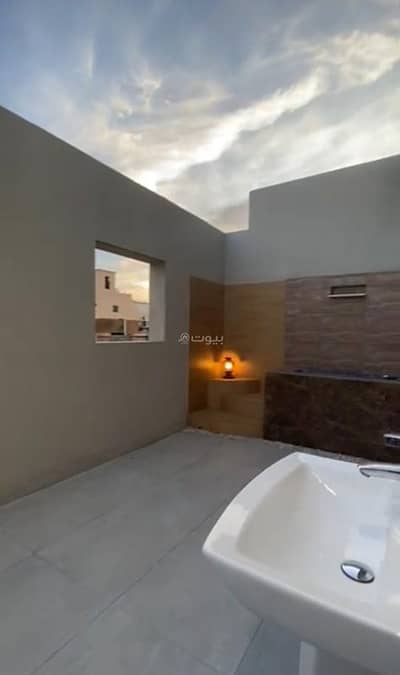 5 Bedroom Apartment for Sale in North Jeddah, Jeddah - For sale, a penthouse consisting of 5 bedrooms in Al-Marwa, a private construction