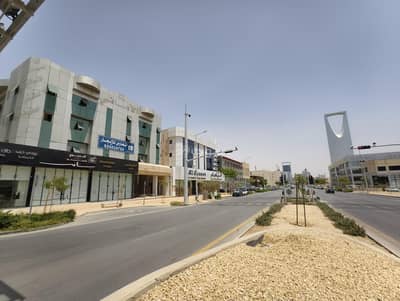 Exhibition Building for Rent in North Riyadh, Riyadh - Shop for rent in downtown Riyadh