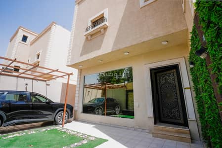 3 Bedroom Floor for Sale in North Riyadh, Riyadh - Apartment for sale in Al Masif, North Riyadh