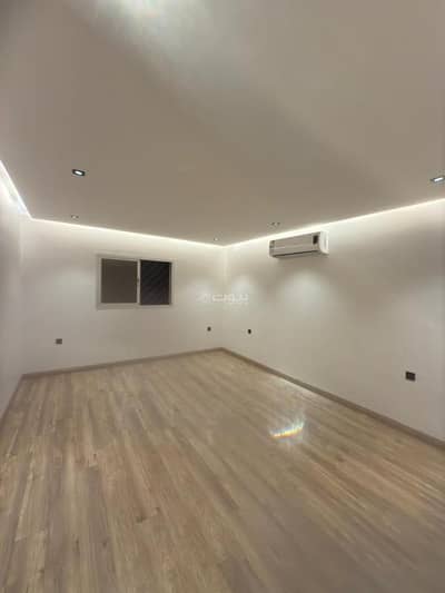 Building for Rent in East Riyadh, Riyadh - Fully renovated building for rent