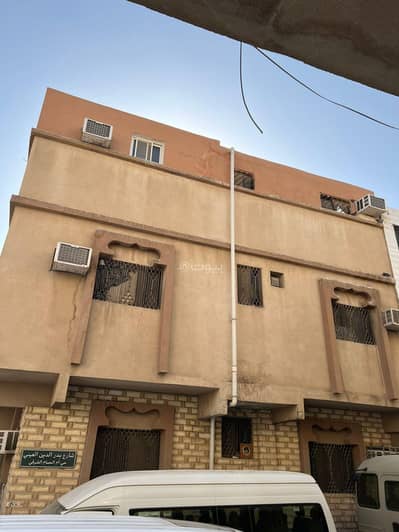 Building for Sale in West Riyadh, Riyadh - Building for sale in Um Al-Hamam Al-Sharqi, Riyadh