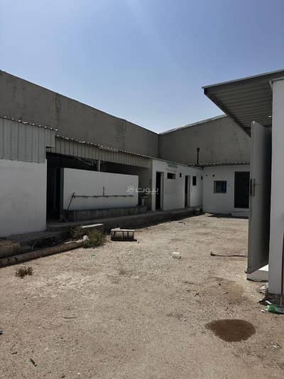 Building for Rent in East Riyadh, Riyadh - Individuals accommodation for rent in Al-Sulay