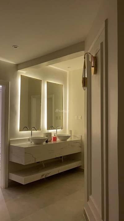 3 Bedroom Villa for Sale in East Riyadh, Riyadh - Villa for sale with 3 bedrooms in Al-Yarmouk, Riyadh