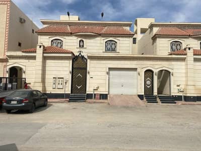 فیلا 3 غرف نوم للبيع في غرب الرياض، الرياض - فيلا دور وثلاث شقق للبيع بلبن