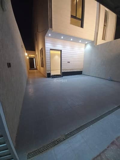 3 Bedroom Floor for Sale in East Riyadh, Riyadh - Al-Ghusoon Plan, Al-Jinadriah Neighborhood, Riyadh City