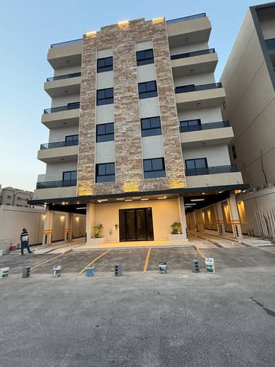 3 Bedroom Apartment for Sale in Al Hizam Adh Dhahabi, Al Ahsa - A 3-bedroom apartment for sale in the Golden Belt, Al-Ahsa