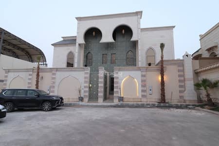فیلا 6 غرف نوم للايجار في شرق الرياض، الرياض - للبيع فيلا دبلكس كلاسيكية ضمن قصر مصغر – حي قرطبة