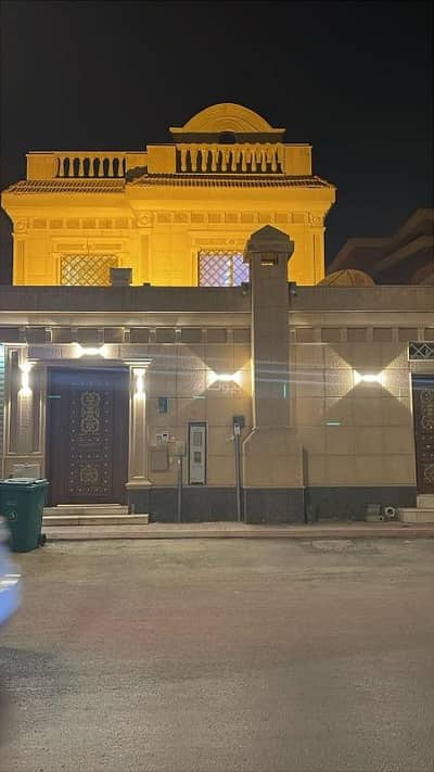 فیلا 6 غرف نوم للبيع في شمال الرياض، الرياض - فيلا مكونة من 6 غرف نوم للبيع في الياقوت, الرياض