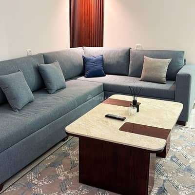 1 Bedroom Apartment for Rent in Hafar Al Batin - An upscale apartment in a bedroom and a lounge