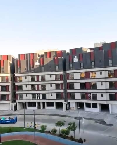 4 Bedroom Flat for Sale in North Jeddah, Jeddah - 4-bedroom apartments in Al-Manar neighborhood in Yasmin plan at fire prices and competitive in the market