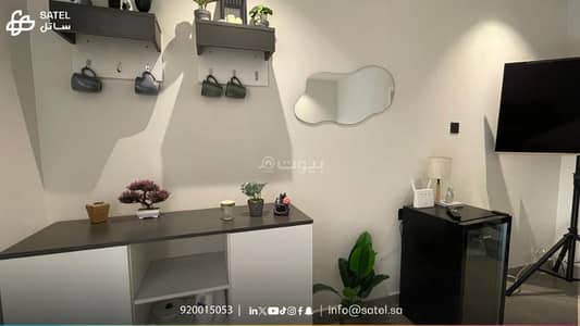 فلیٹ 4 غرف نوم للايجار في شمال الرياض، الرياض - استوديو للإيجار في الملجا، الرياض
