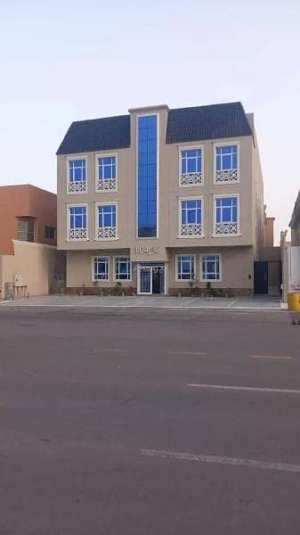 4 Bedroom Flat for Sale in Az Zahrah, Al Ahsa - Apartment For Sale in Az Zahrah, Al Ahsa