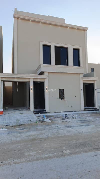 بيت شعبي 7 غرف نوم للبيع في شرق الرياض، الرياض - بيت درج داخلي