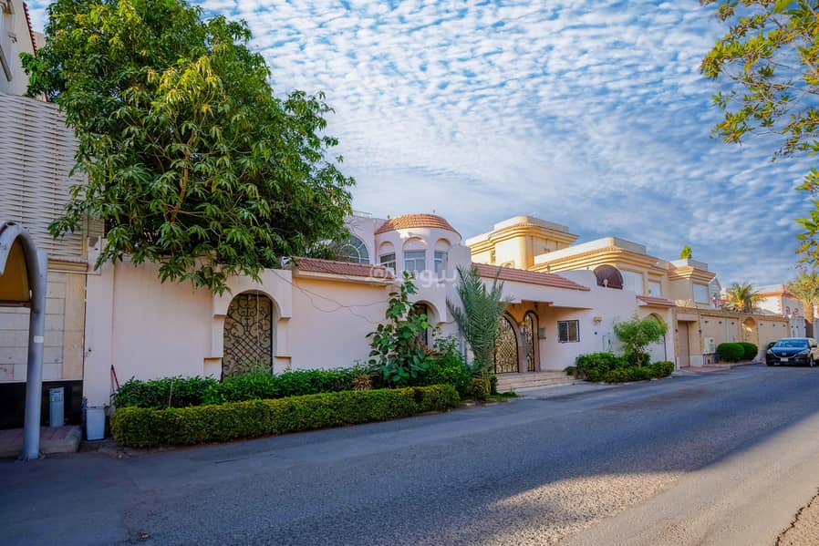 Villa for Sale in Al Zahraa, North Jeddah