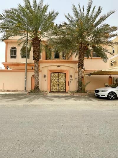 5 Bedroom Villa for Sale in North Jeddah, Jeddah - Luxury villa for sale