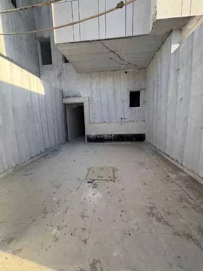 5 Bedroom Flat for Sale in East Riyadh, Riyadh - Apartment for sale in Al Janadriyah, East Riyadh