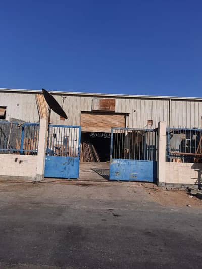 Workshop for Rent in Al Faiha, Dammam - Workshop for rent in Al Khair Industrial Area 1, priced at 250,000 Riyals, excluding tax.