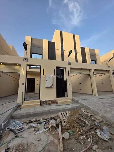5 Bedroom Floor for Sale in South Riyadh, Riyadh - Floor For Sale in Okaz, South Riyadh
