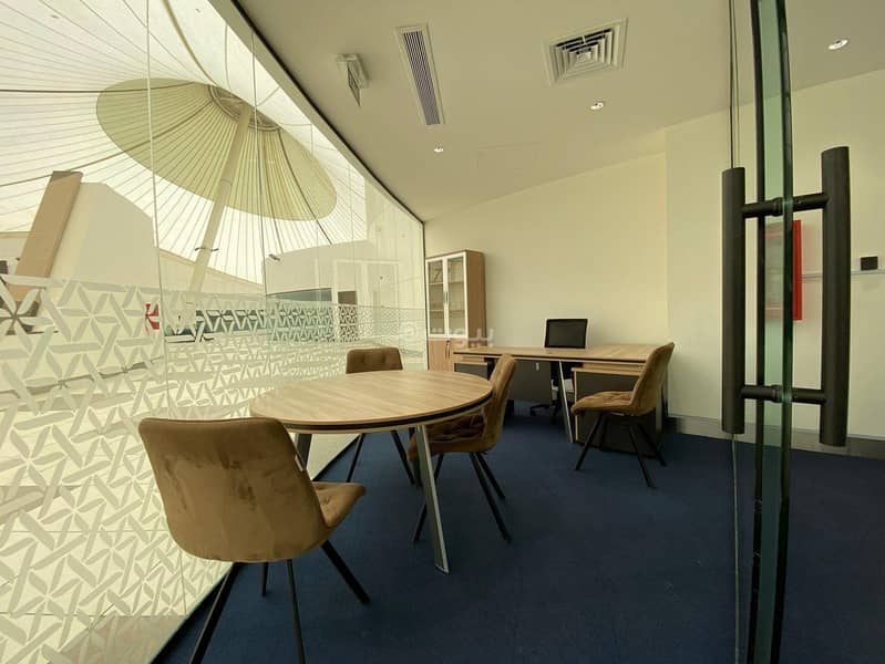 Office in North Riyadh，Al Imam Muhammed Ibn Saud Islamic University 35000 SAR - 87684283