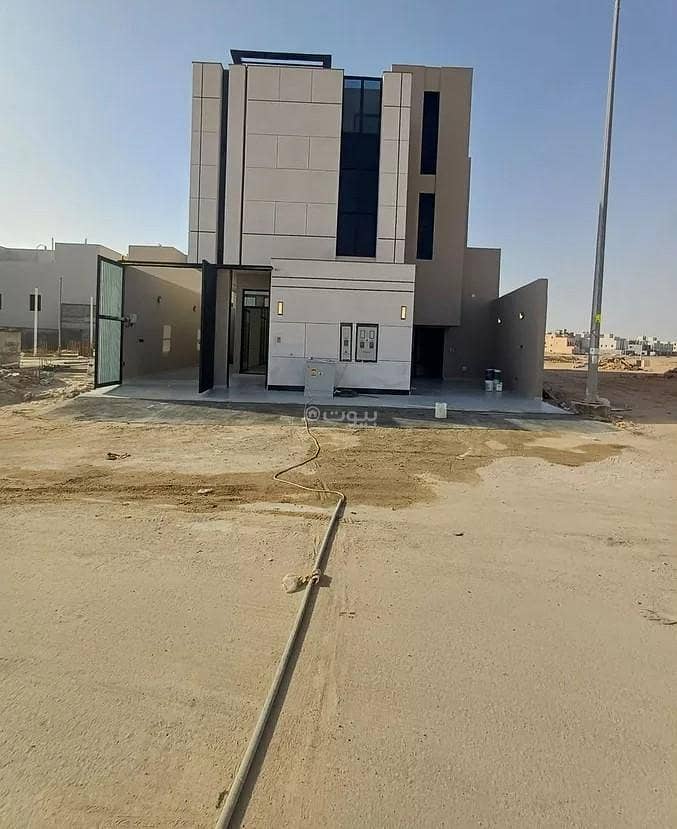 Floor for Sale in Al Janadriyah, East Riyadh