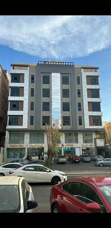 عمارة  للبيع في شمال جدة، جدة - عمارة تجارية سكنية مميزة للبيع