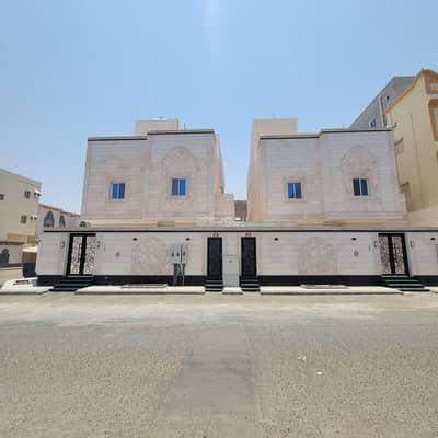 5 Bedroom Villa for Sale in South Jeddah, Jeddah - Luxurious villas with a two-story apartment system and an annex, upscale finishing, and a prime location in the Al-Sunabel neighborhood.