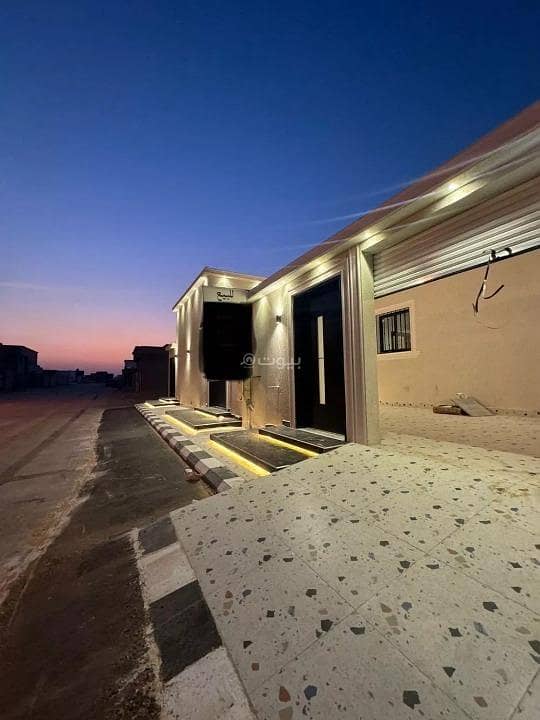 Floor For Sale in Al Safa, Unayzah