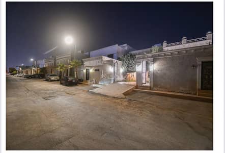 3 Bedroom Villa for Rent in East Riyadh, Riyadh - Villa for rent