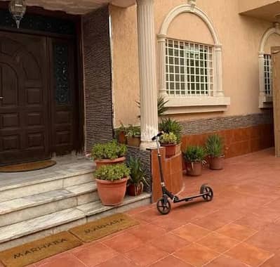 5 Bedroom Villa for Sale in North Jeddah, Jeddah - Villa For Sale in Al Basateen, Jeddah