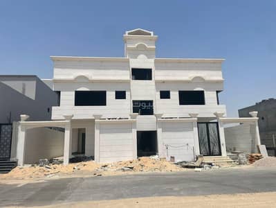 9 Bedroom Building for Sale in Al Suqur, Al Hofuf Eastern Region - For sale: a two-story villa with an annex and a building with 5 apartments.
