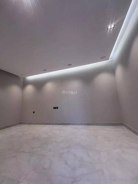 Floor For Sale in Al Rimal, East Riyadh