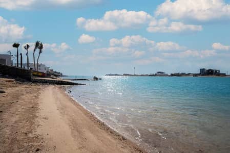 Land for Sale in North Jeddah, Jeddah - Residential land for sale by the sea in Durrat Al-Arous in the city of Jeddah - 535 B