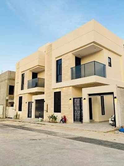 5 Bedroom Flat for Sale in West Riyadh, Riyadh - Apartment for sale in Al Mahdiyah, West Riyadh