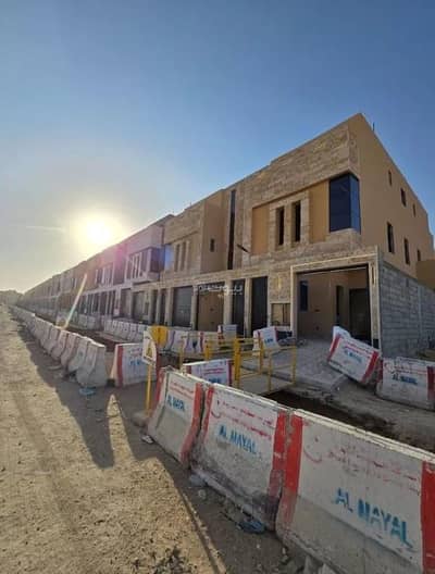 3 Bedroom Floor for Sale in West Riyadh, Riyadh - An apartment for sale in Tuwaiq, Riyadh