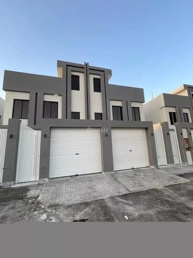 5 Bedroom Floor for Sale in South Riyadh, Riyadh - Floor For Sale in Okaz, Riyadh