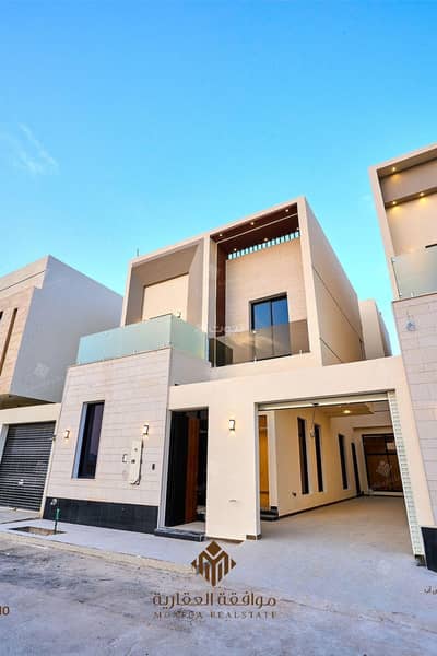 5 Bedroom Villa for Sale in West Riyadh, Riyadh - Villa in West Riyadh，Al Mahdiyah 5 bedrooms 2400000 SAR - 87644153